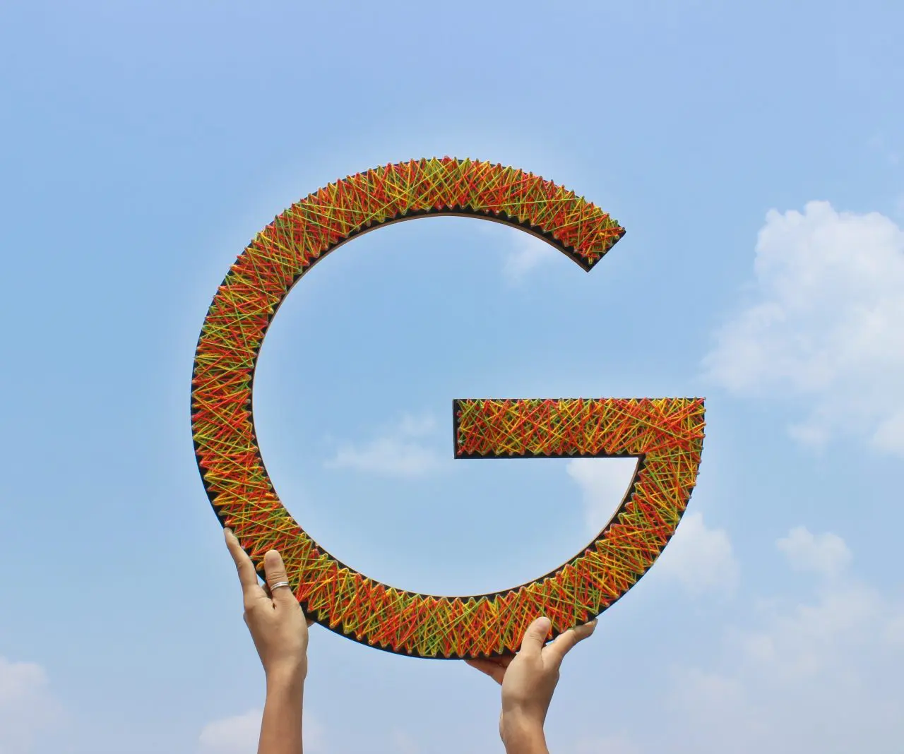 Google Logo String art- handmade logo-stoned santa Google Logo String art- handmade logo-stoned santa