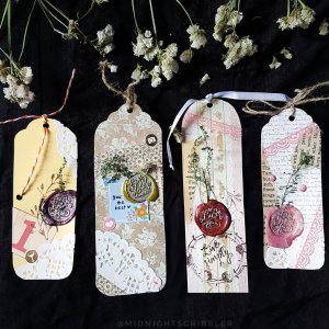 always add to the pleasure of reading and the satisfaction of using eco-friendly products. Get yourself these customizable bookmarks only at Stoned Santa.